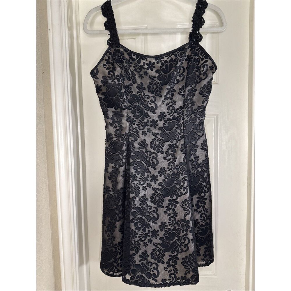 Scott McClintock Vintage Lace Overlay Strappy Dress Size 6 Black
